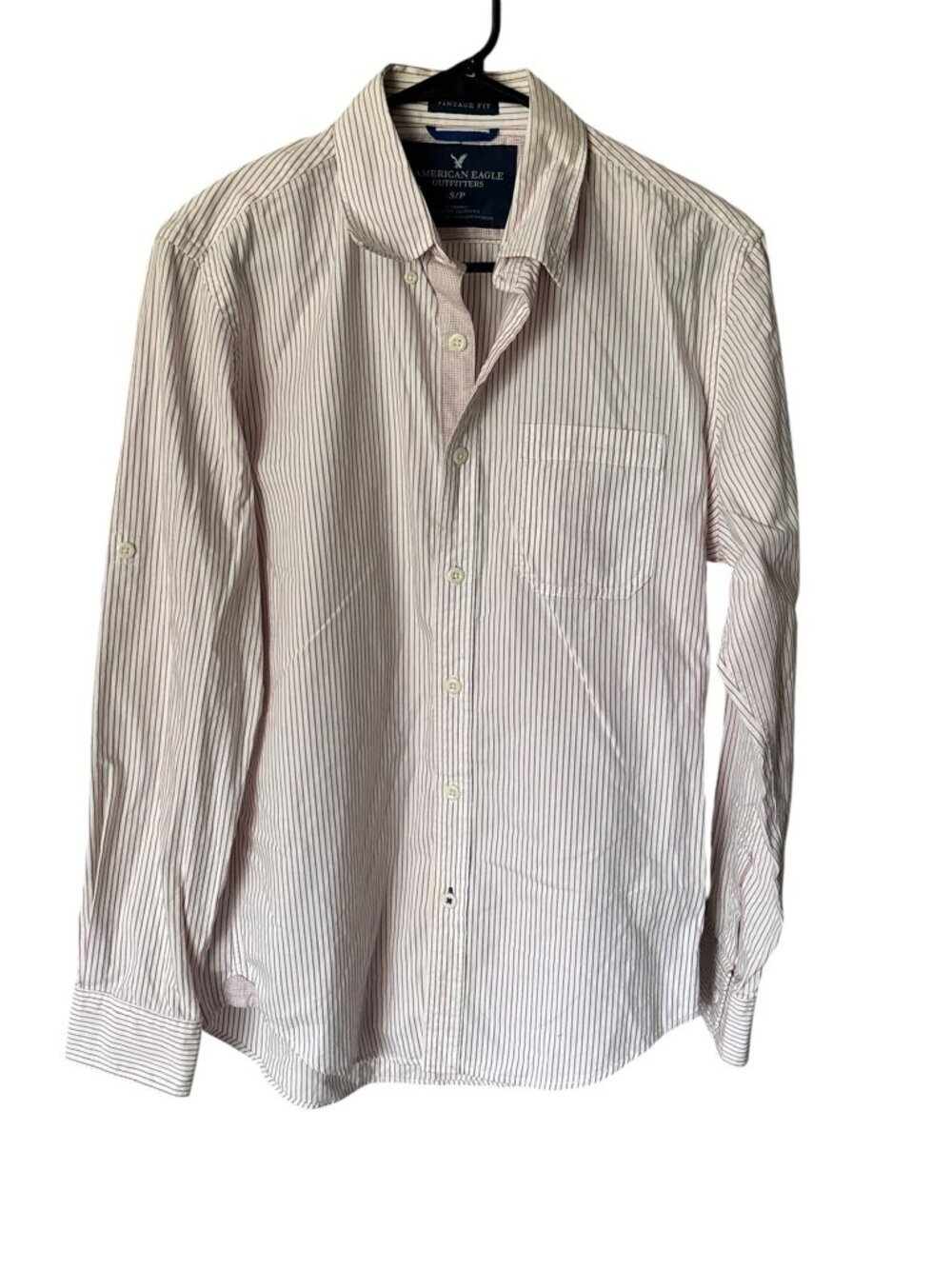 American Eagle Outfitters Men's Vintage Fit Men's Buttoned Top